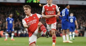 从清洗功臣到锁定新援，才明白皇马的更新换代，有多么坚决