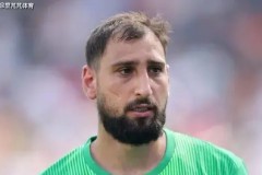 拉什福德欧冠神射抵消迟到争议，助曼联锁定胜局